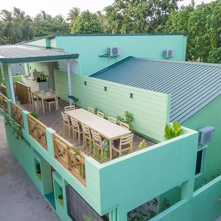 Turtle Maldives - Your Gateway To The Beach & Marine Adventures Await! Omadhoo エクステリア 写真